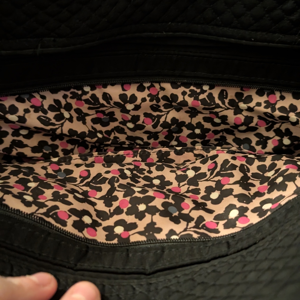 Black Quilted Tote Bag Vera Bradley Tote - Picture 3 of 7
